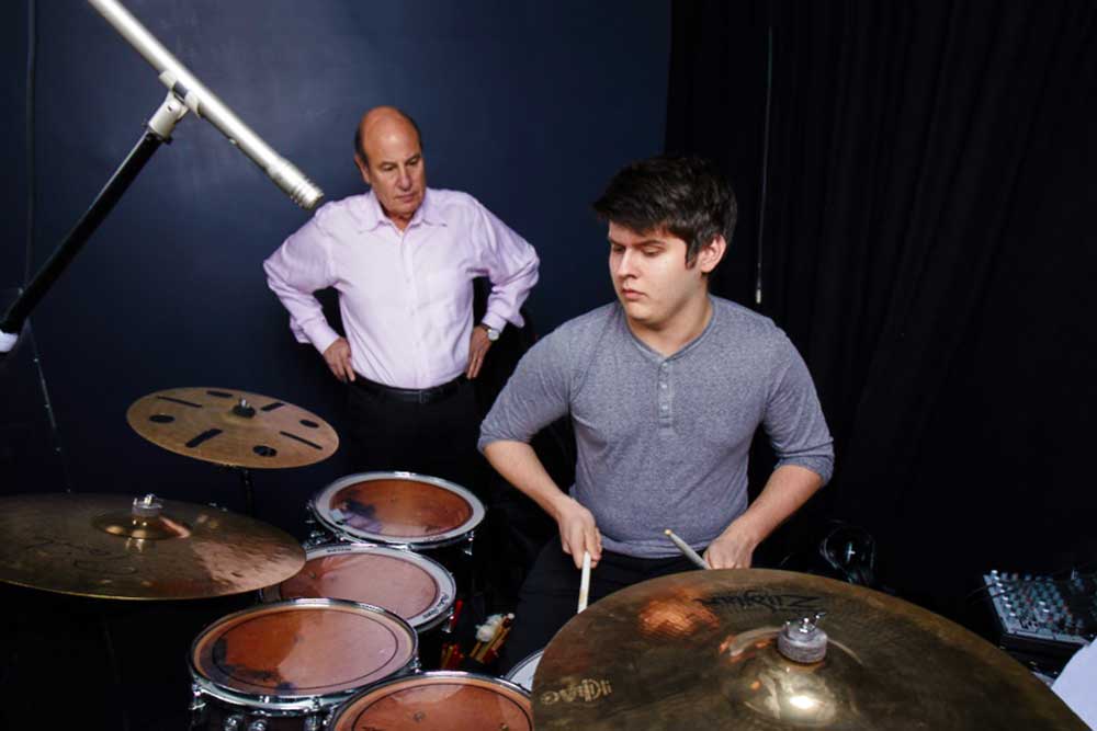 Steve Lipman with drumset player