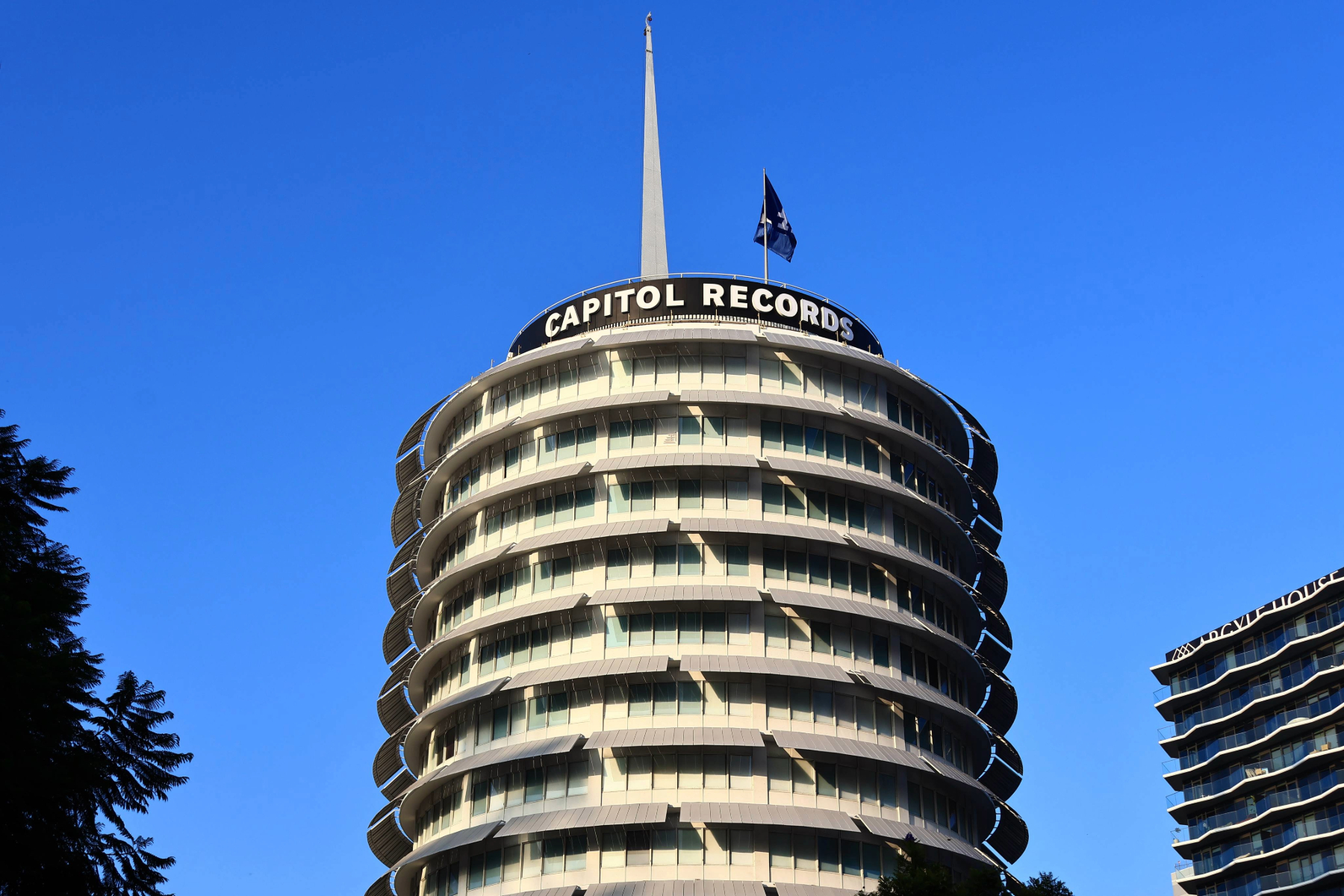 Featured image for “Top Music Schools in Los Angeles (And How to Choose)”